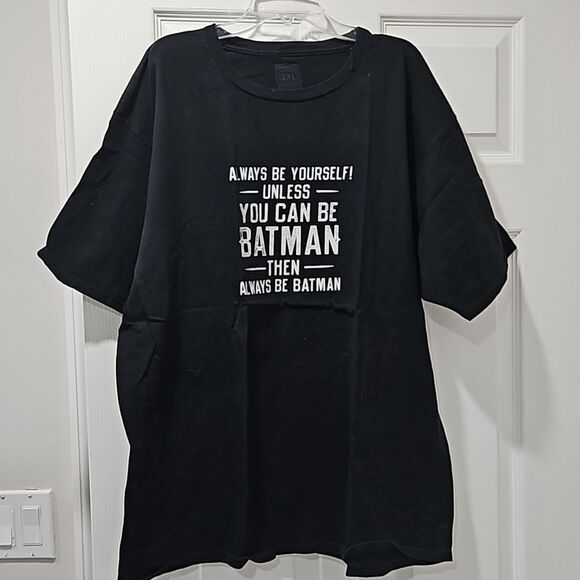 Batman Tshirt - Picture 1 of 4